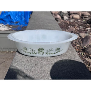 Vintage Glass Bake dish vintage glass bake J235821 quart USA microwave safe ￼